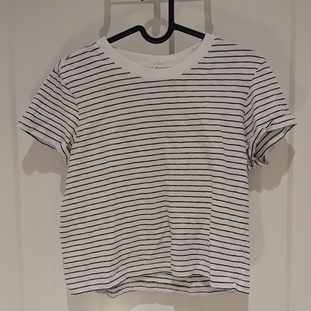 Uniqlo Black and White Striped Tee